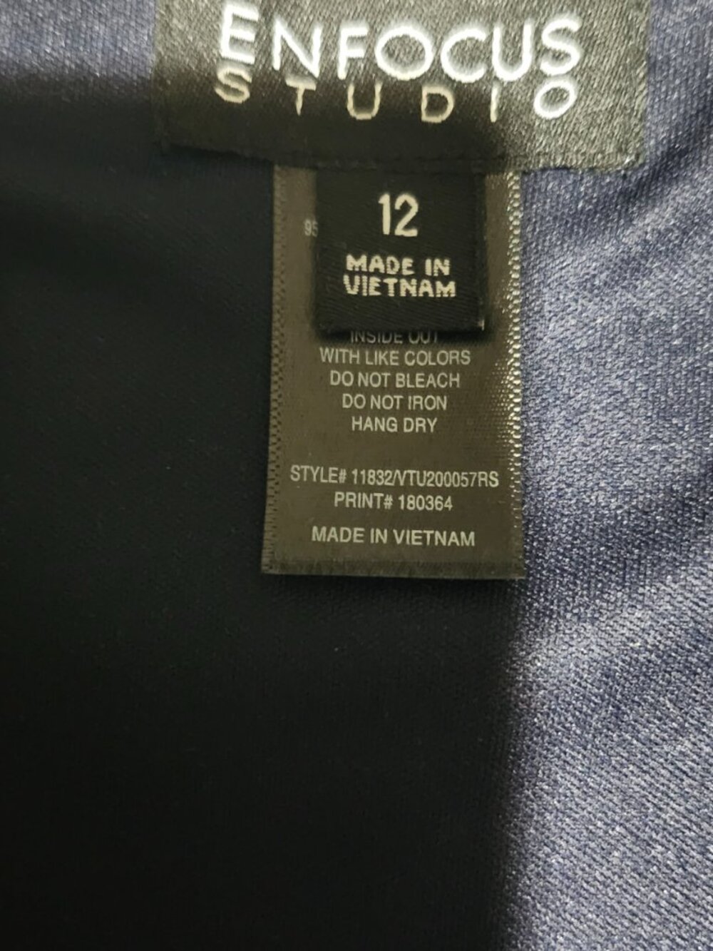 Dress - Picture 6 of 7